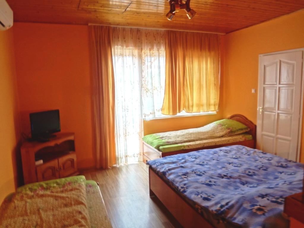 Horvath Apartmanhaz Orosháza Exterior foto